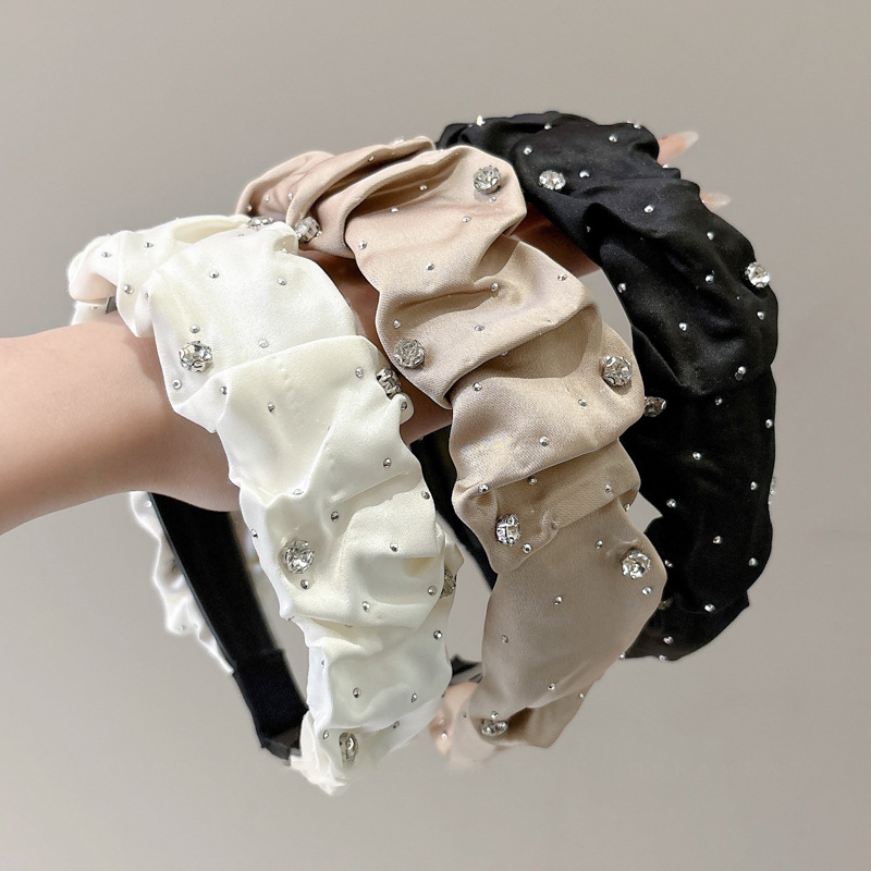 Celestial perforación de clavos de estrellas plegados para mujeres primavera y verano nuevo estilo retrógrado francés temperamento rojo clip de cabello explosión