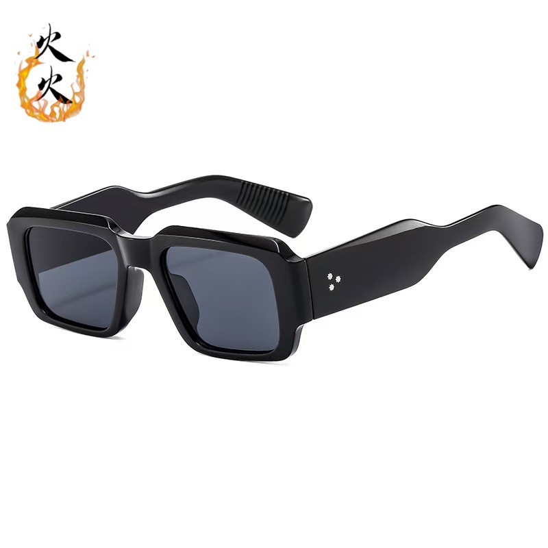 trend retro sunglasses