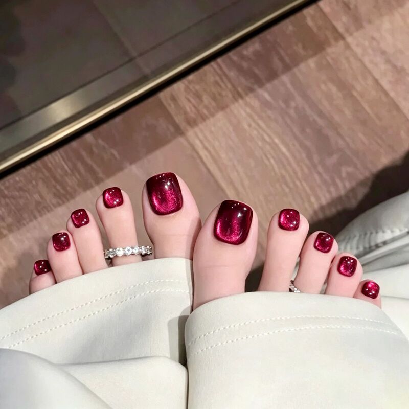 European and American cross-border 42-piece nail set: cherry wine red, with subtle glitter, cat-eye effect, makes skin look fairer, sexy style, and detachable for easy application European and American cross-border 42-piece nail set: cherry wine red, with subtle glitter, cat-eye effect, makes skin look fairer, sexy style, and detachable for easy application