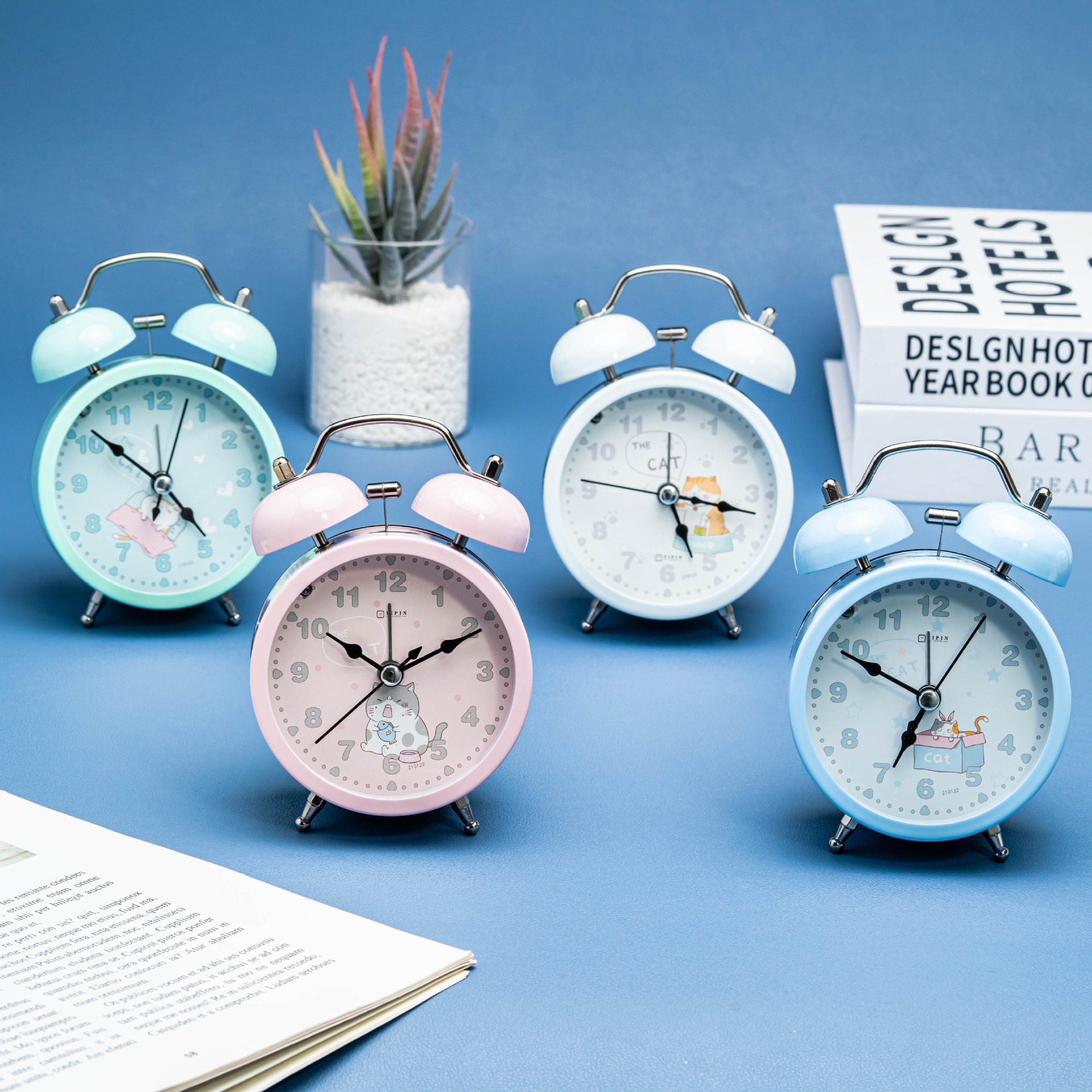 Reloj despertador de metal directo de fábrica estudiante despertar artefacto dormitorio mesita de noche reloj mudo reloj de mesa sonido súper fuerte