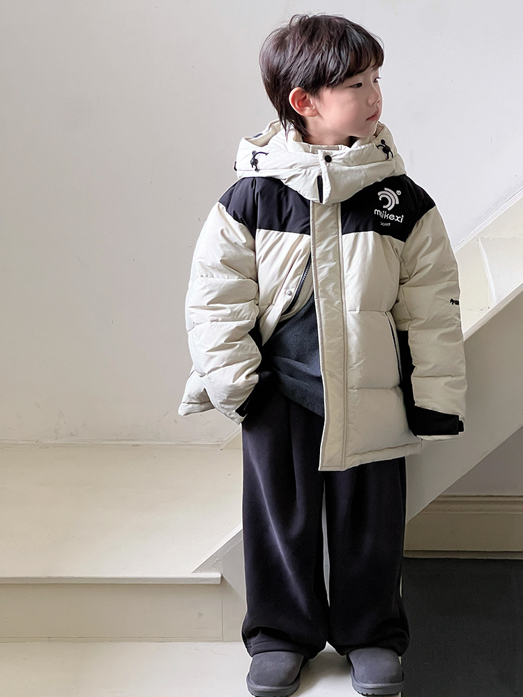 Ropa infantil chaqueta de plumón para niños invierno grueso chaqueta coreana nueva chaqueta encapuchada 90 chaqueta blanca para niños