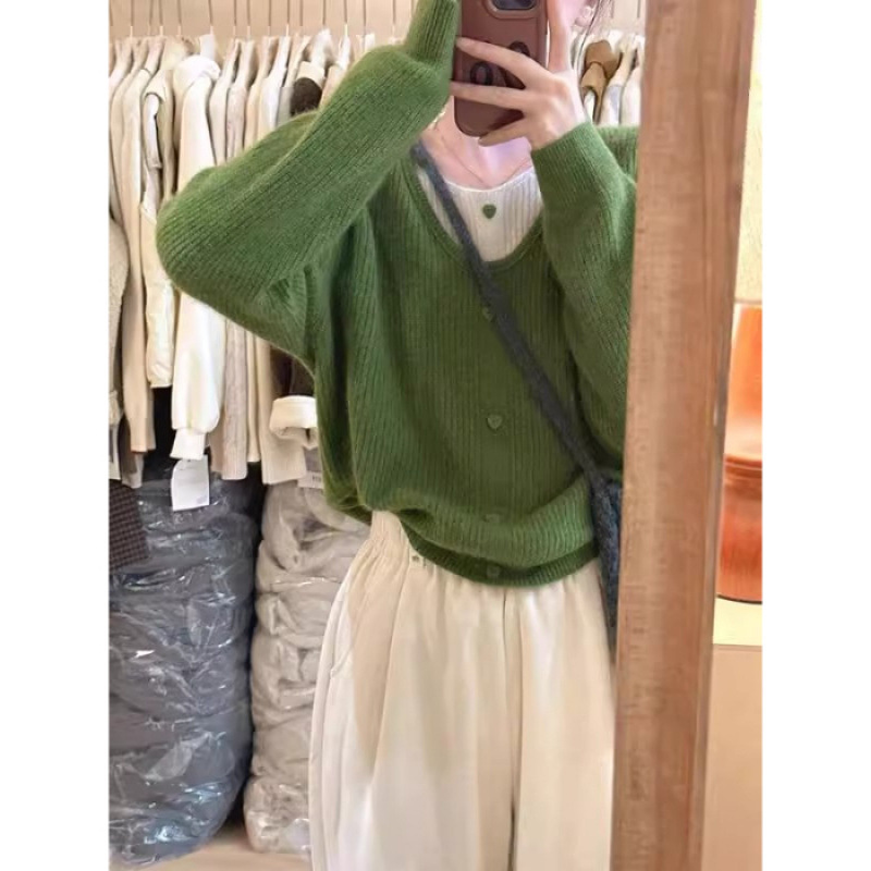 今年流行温柔风绿色假两件针织衫女秋冬大码胖mm宽松慵懒毛衣上衣|undefined