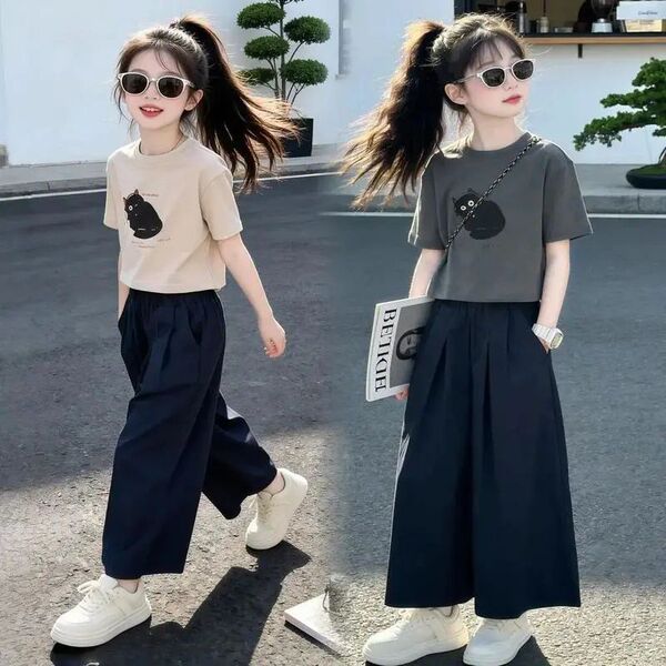 Summer clothing for leisure