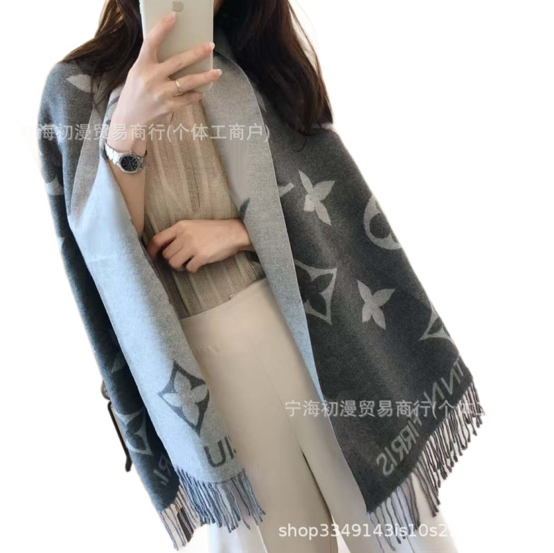 正确版本长双面仿羊绒围巾女高级感秋冬老花字母披肩加大保暖加厚|undefined