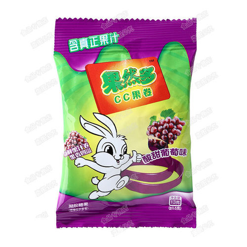 Sure, there are many kinds of fruit-flavored juice gummies, soft fruit-shaped candy papers, fun nostalgic snacks for a childhood leisure time.