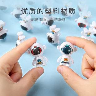 Tiktok Influencer Picks Mini Tumbler Inverted Astronaut Cartoon Cute Ornament Children's Toy