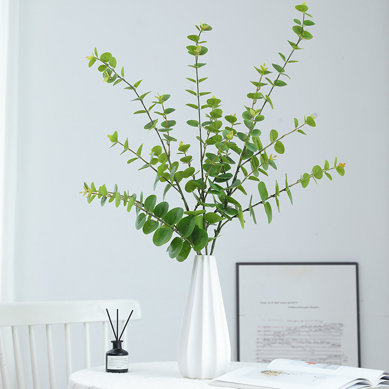 Hojas de eucalipto artificiales táctiles, decoración para hogar y mesa, plantas verdes de imitación, suministro al por mayor
