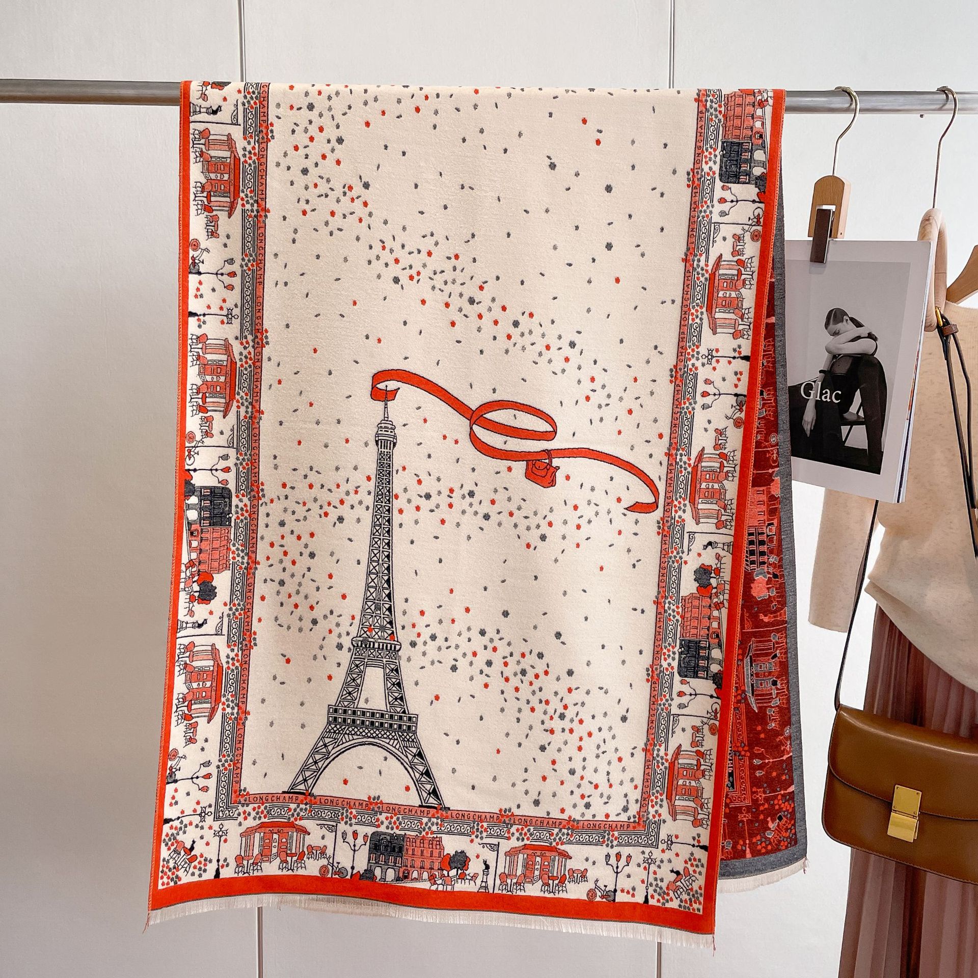 2023 Otoño e Invierno nueva moda torre de impresión borla caliente largo aire acondicionado chal de doble cara bufanda de Cachemira para las mujeres