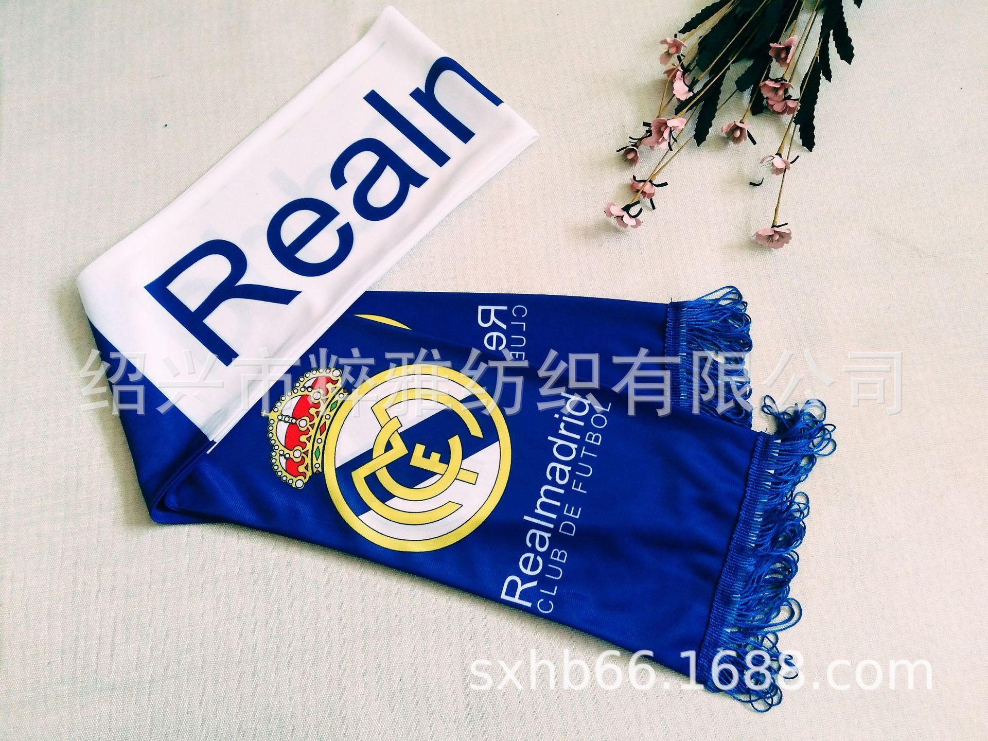 足球围巾春季可以戴吗,足球围巾春季可以戴吗女生