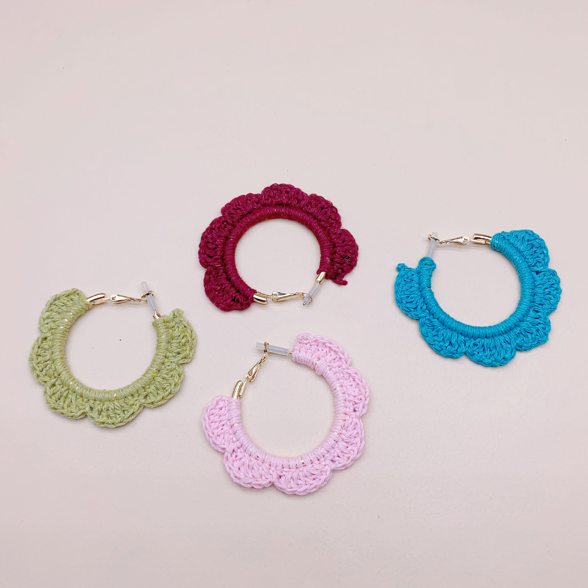 1 Paire Style Simple Couleur Unie Tresser Matériaux Mixtes Des Boucles D'oreilles display picture 2