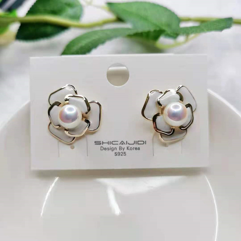 Retro Temperament Camellia Stud Earrings Women's Fashion S925 Silver Freshwater Pearl Earrings for Girls Sweet Jewelry