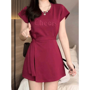 ��Ʒ �n���OӋ�н�����ĸӡ�������B��ȹŮ�ļ���a΢���@���ֶ�