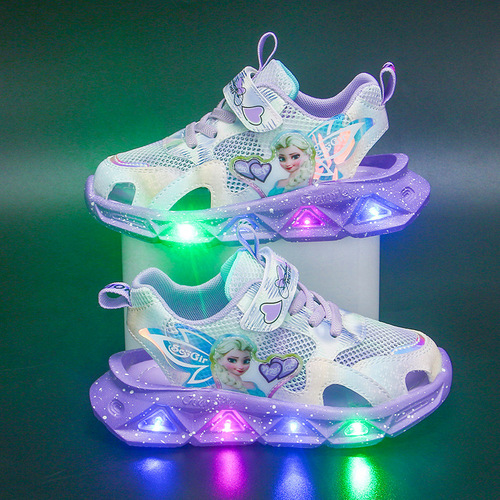 Children's sports sandals with lights for women 2024 summer new mesh girls' sandals for small and medium-sized children and little girls running