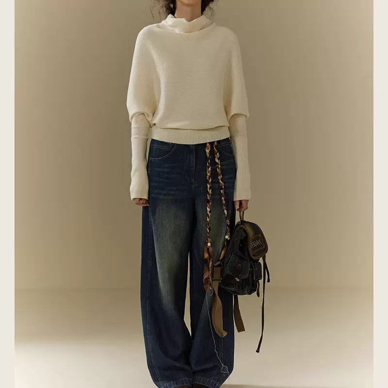 iceii*图尔加朵*白色蝙蝠袖法式松弛堆堆领收腰毛衣2025秋季