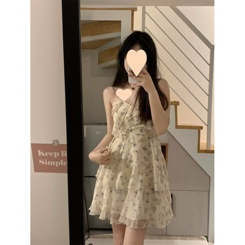 Нежное платье с цветочным принтом на подтяжках, лето 2025, новый стиль, утягивающий дизайн, нишевая женская юбка