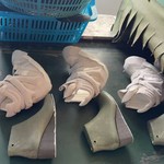 ISA 伊莎新款2025隐性内增高高帮女鞋拼色平底休闲魔术贴运动鞋女