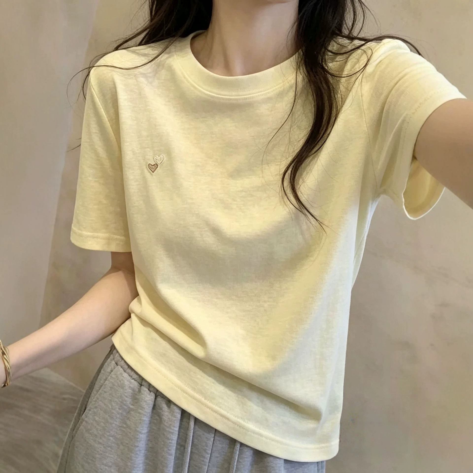 màu vàng