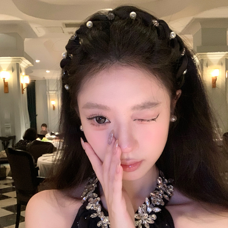 French-Style Sparkling Diamond Pearl Wave Headband for Women with High Crown, Toothed Non-Slip Outer Wear Hair Accessory