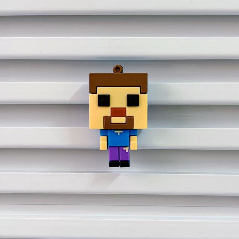 クリエイティブな売れ筋の Minecraft 周辺機器 Minecraft キーホルダー スクールバッグ ペンダント 漫画バッグ ペンダント 人形|undefined