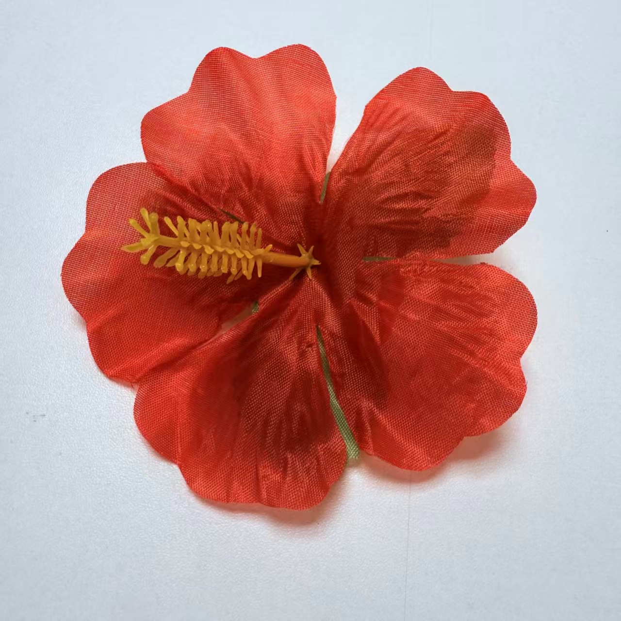 Nuevo producto hawaiano imitación de pétalos para llevar una guirlanda de cuello de montaje de hojas de flores DIY tela de poliéster hecha a mano pétalos falsos de color