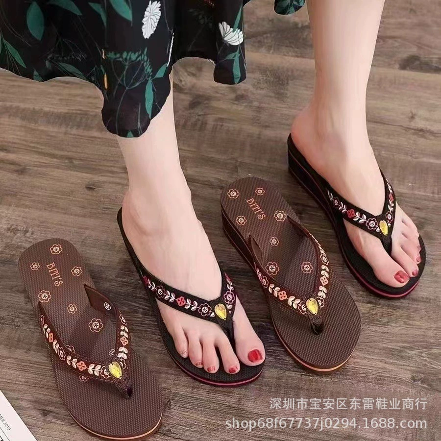 Женская летняя новая вьетнамская мода противоскользящая увеличила толстое дно