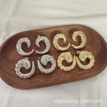 �羳���NС���͹������yţ��18k���~���h���԰ٴҎ�t�r�ж��