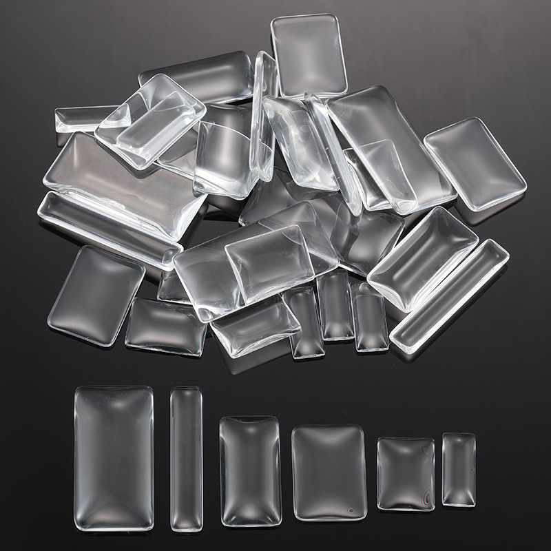 Rectangular glass transparent accessory with accessories