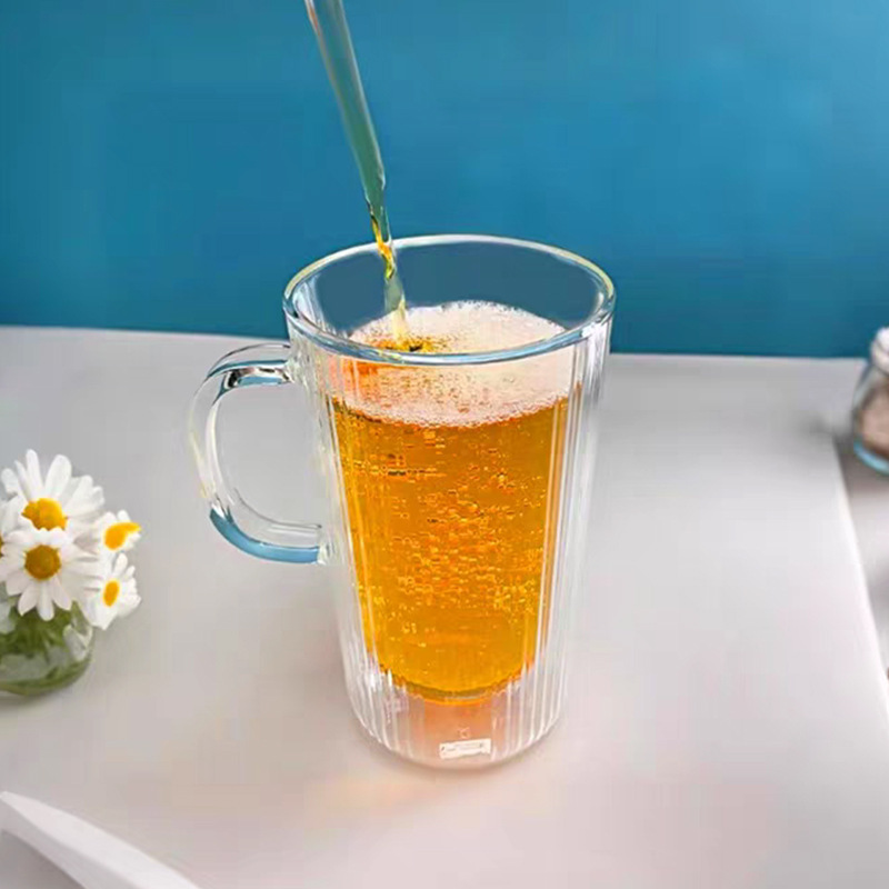Fabricante vertical taza de cerveza de doble capa ins simple taza de jugo casera taza de café taza de leche de alto valor de vidrio