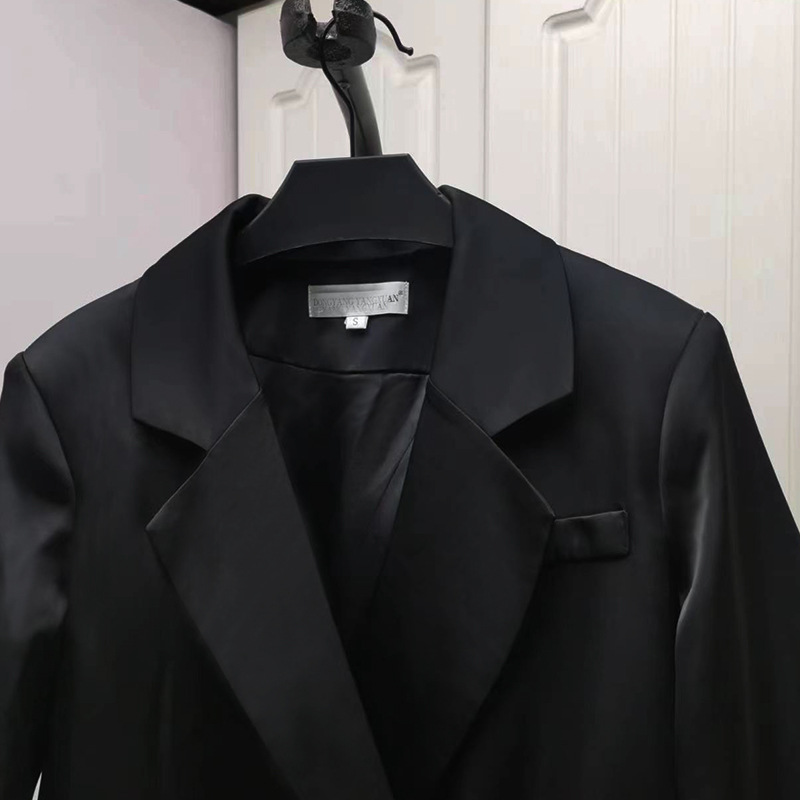 Elegant Black Long-sleeve Blazer For Women Lightweight Coat_voghion.com