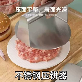 湿巾纸;蜡烛;一次性洗脸巾