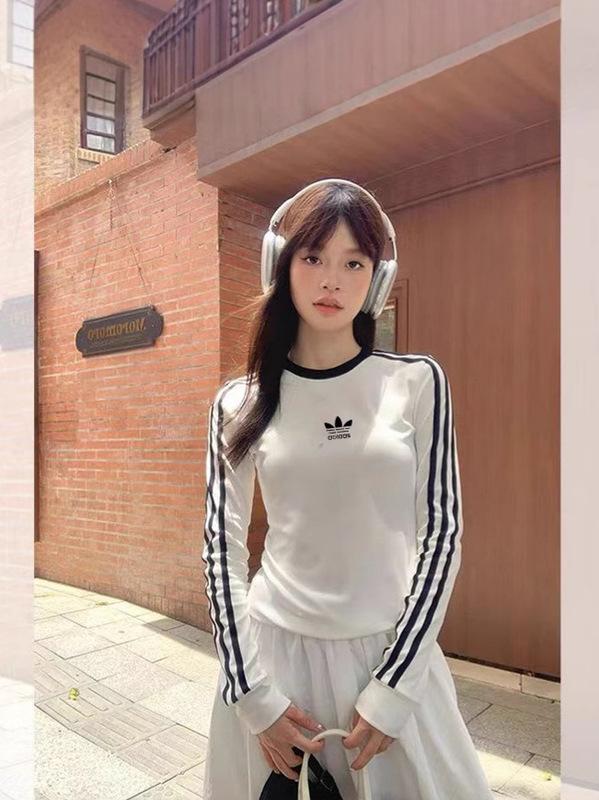 高级感三叶草女款长袖莫代尔棉春夏T恤打底衫设计感修身紧身上衣|undefined