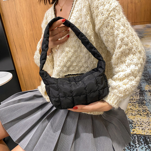 New solid color single shoulder small bag for women  new ins niche design single shoulder armpit bag high-end