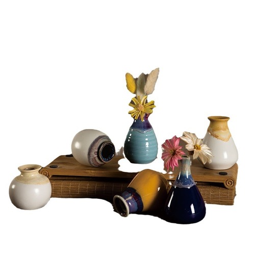 Ceramic Glaze Small Vase with High-End Instagram Style, High-Quality Ceramic Flower Vase, Cultural Market Display Piece, Ornament