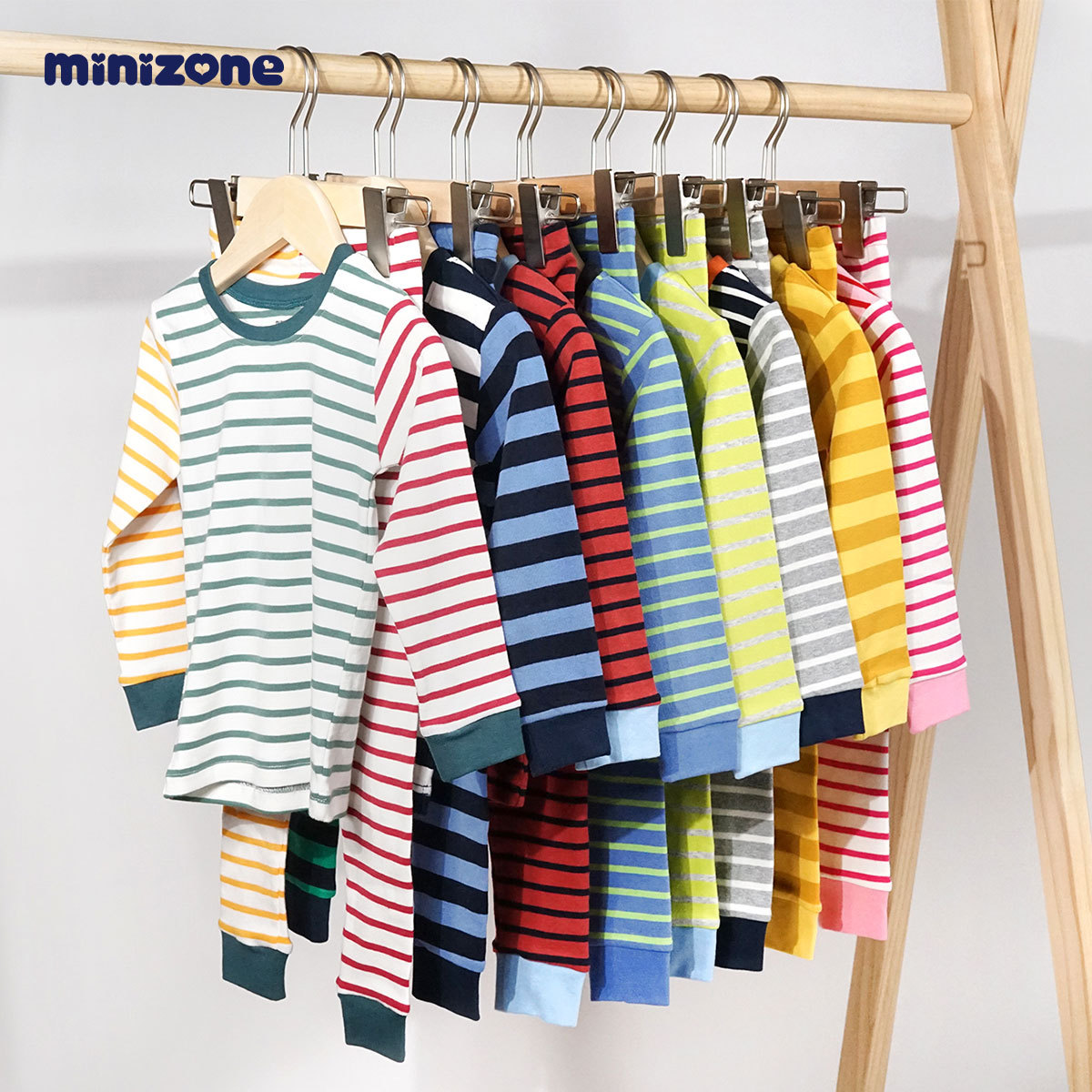 minizone儿童套装春秋圆领男童棉上衣女宝家居服印花长袖空调服