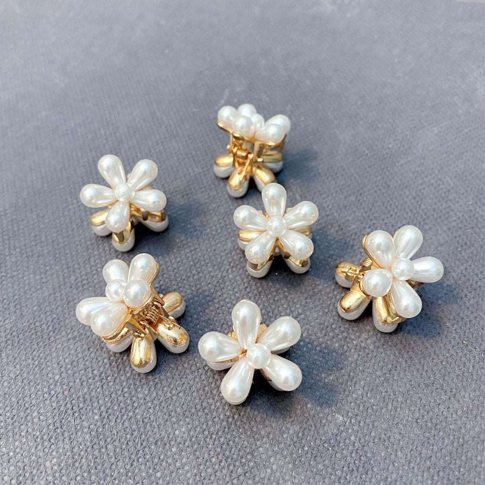 Korean style imitation pearl flower small catch clippicture8