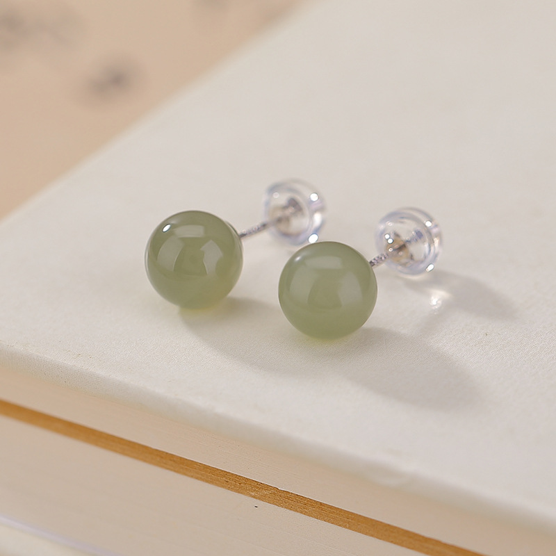 Bông tai bạc S925 đính ngọc Hetian tự nhiên hạt tròn đơn giản — cặp mô hình 8 mm