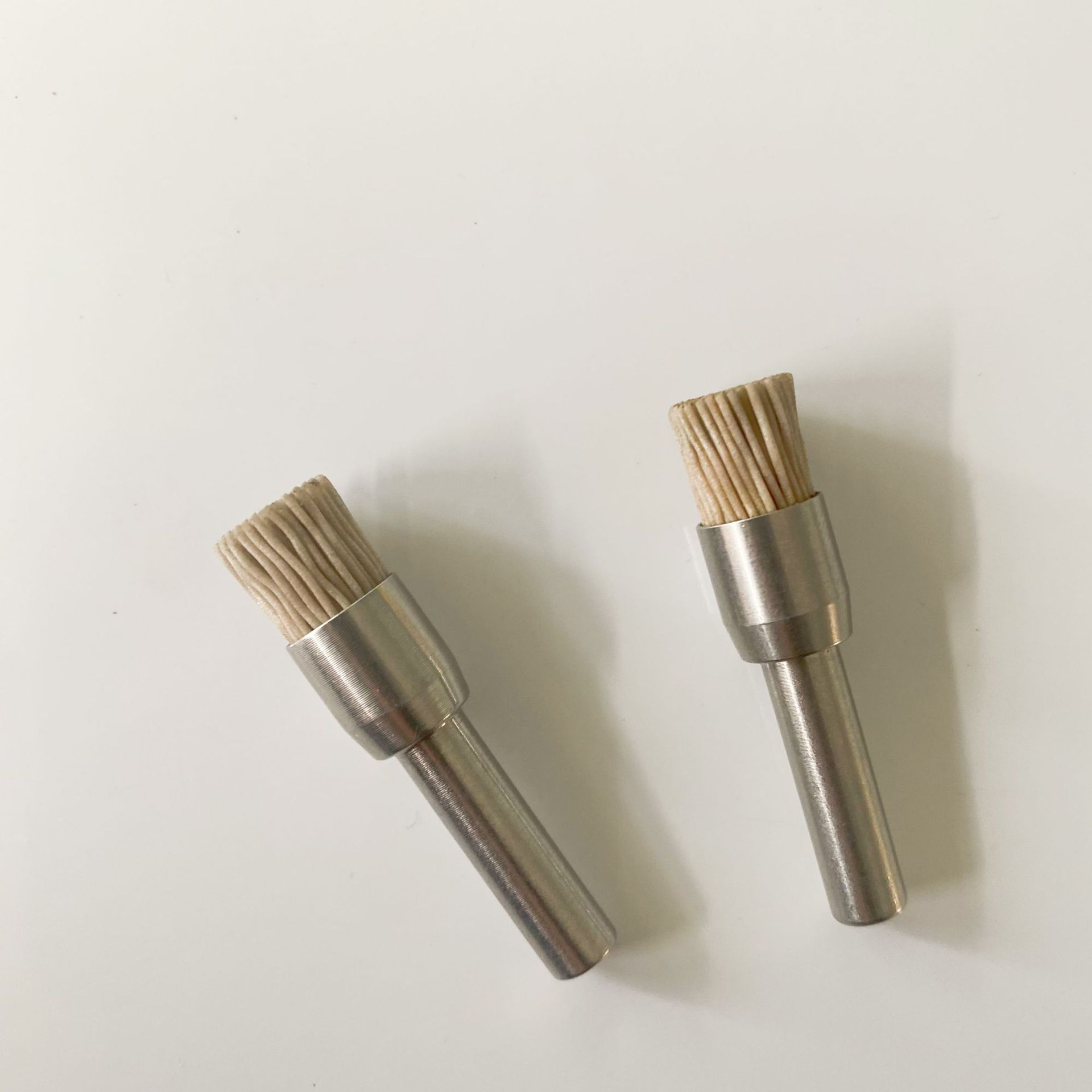 毛刷滚筒刷厂家直销 去凹槽毛刺及污渍 打磨抛光刷 耐用笔型刷