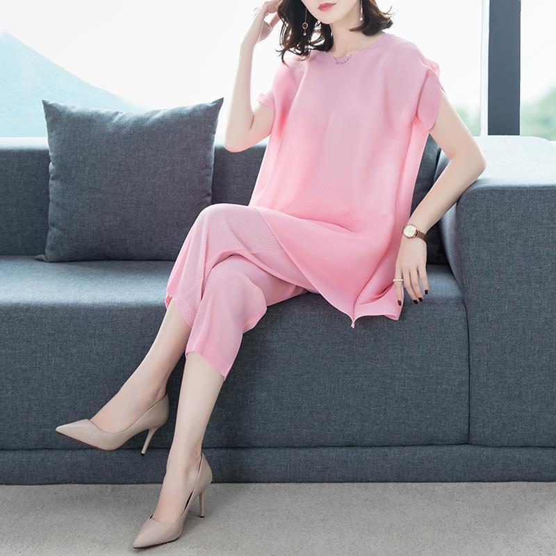 Young Mother's Summer Dress, Middle-Aged High-End Women's Suit, Fashionable and Age-Reducing Two-Piece Suit for Rich Ladies, Fashionable and Noble Wedding Young Mother's Summer Dress, Middle-Aged High-End Women's Suit, Fashionable and Age-Reducing Two-Piece Suit for Rich Ladies, Fashionable and Noble Wedding