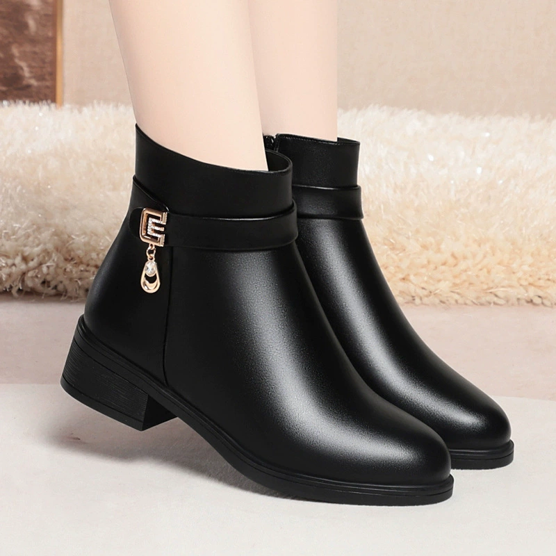 Удобные круглые женские зимние бархатные кожаные сапоги среднего и пожилого возраста модные сапоги темперамент стразы теплая и морозостойкая боковая молния