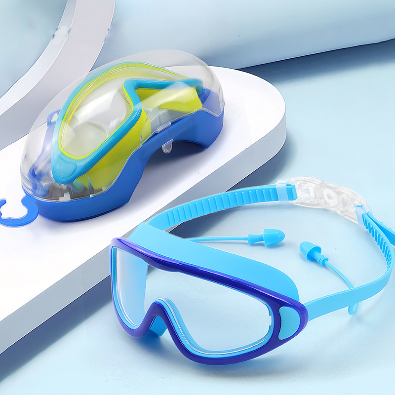 Waterproof silicone children's earplugs anti-fog