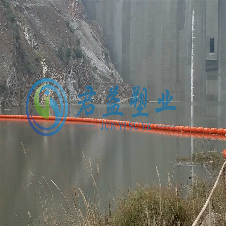 供应拦污区域划分浮体 孔径5公分夹钢丝绳塑料浮体