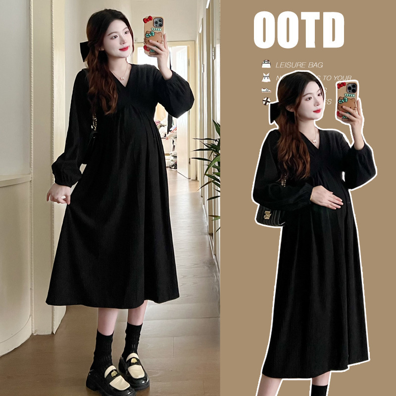 2024 autumn and winter pregnant women dress spring corduroy black temperament slim dress