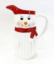 厂家生产圣诞大号彩绘雪人头造型重质白云土牛奶罐陶瓷水罐大花插