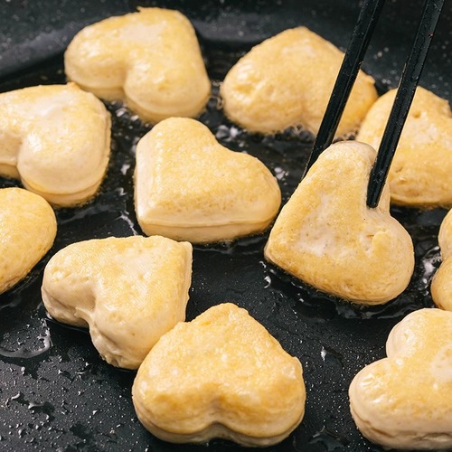 Yunnan Shiping wrapped tofu without soaking, heart-shaped small tofu, Jianshui stinky tofu, Guizhou specialty snacks, commercial