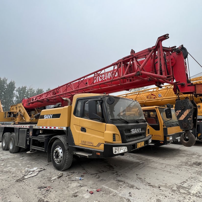 SANY三一30吨70吨吊车二手起重机 中联徐工国产吊机起重机现货