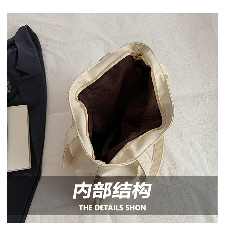 Retro large-capacity tote bag for women, 2024 new style fashionable portable commuting bag for going out, single-shoulder bag for students' classes undefined