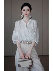 早秋新中式国风刺绣白色衬衫女新款时尚高级感宽松百搭七分袖上衣