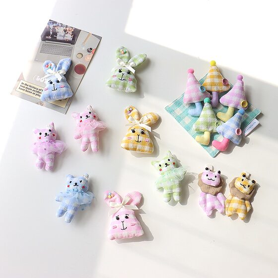 Spring Series Fresh Plaid Rabbit Mesh Dancing Bear Brooch Accessories Cute Lion Bag Pendant