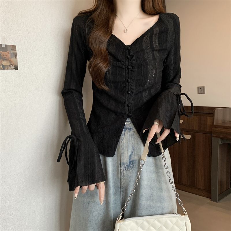 V Neck Lace-Up Pleated Long-Sleeved Shirt for Women 2024 Autum Elegant Bell-Sleeved Slim Slim American Top Shirt