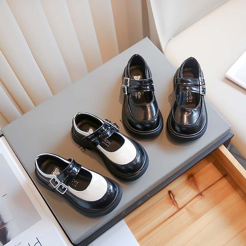 Zapatos de cuero para niñas 2023 otoño nuevo estilo coreano zapatos para niños moda Mary Jane zapatos para niños zapatos de princesa para niñas